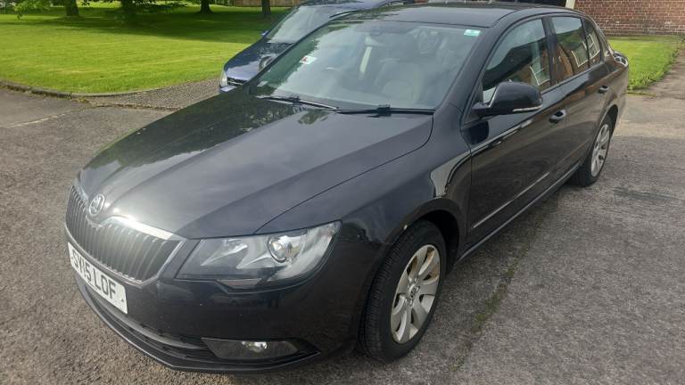 Skoda, SUPERB, Hatchback, 2015, Manual, 1968 (cc), 5 doors