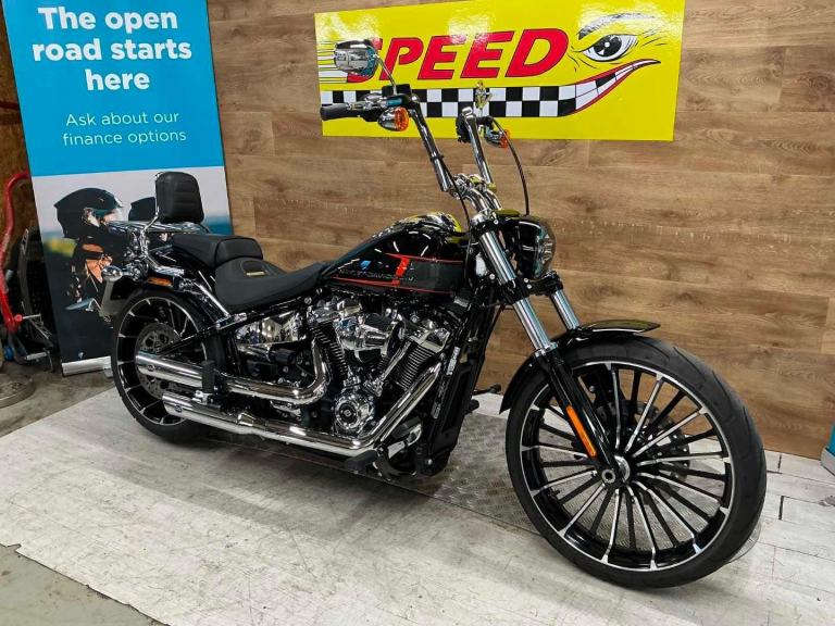 HARLEY DAVIDSON BREAKOUT 2025