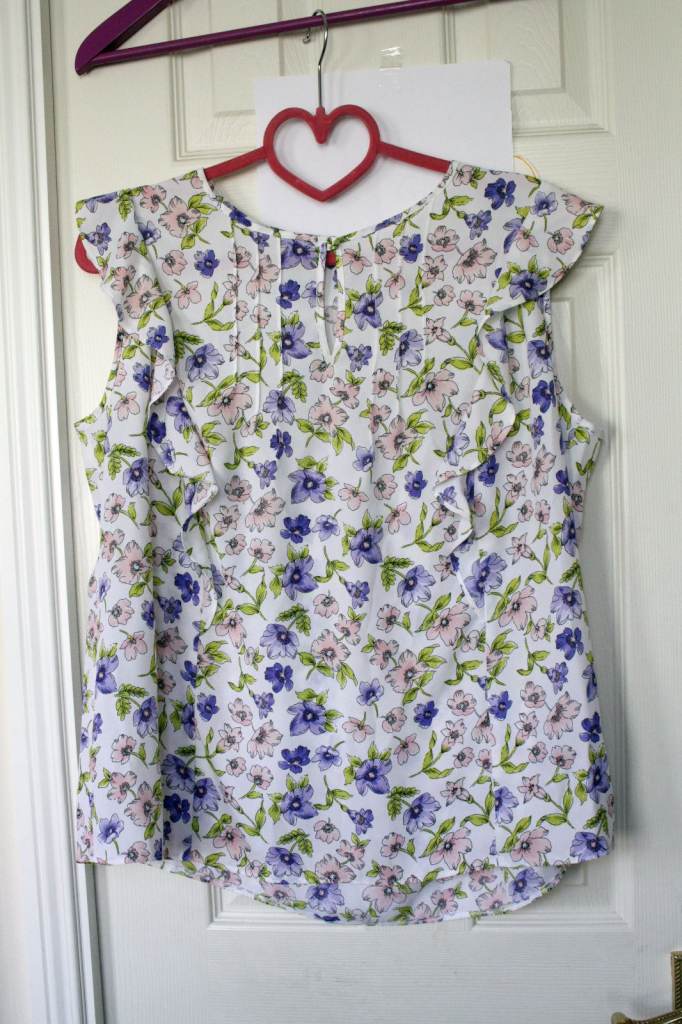 Women's Tu Floral Sleeveless Top size 16