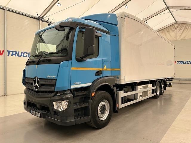Mercedes Antos 2527 6x2 Rest Cab Fridge Box 