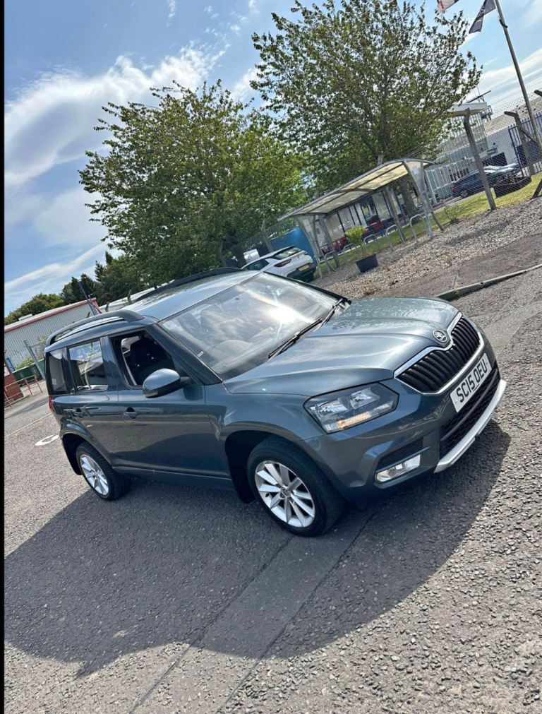 Skoda, YETI, Hatchback, 2015, Manual, 1197 (cc), 5 doors