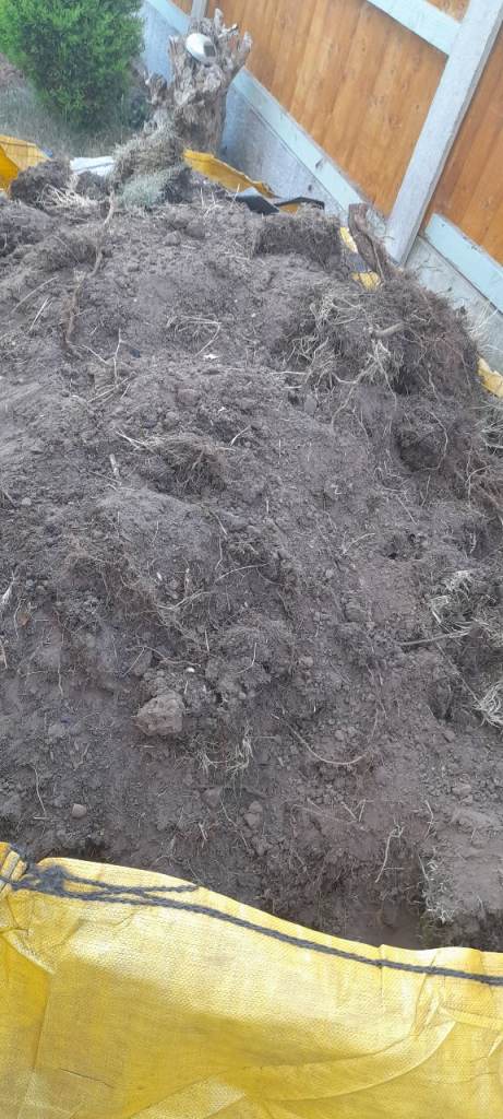 Large Bulk Bag of Topsoil for Garden Project