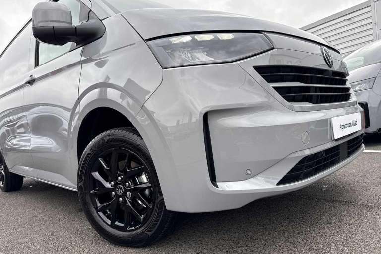 2025 Volkswagen Transporter 2.0 TDI 110 Commerce Pro Van-2 Seats Van DIESEL Manual