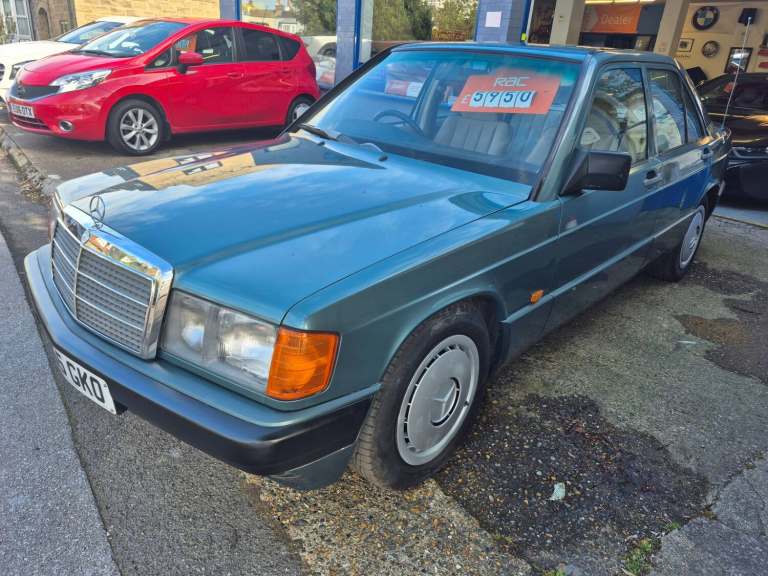 1989 Mercedes-Benz 190 Saloon Manual
