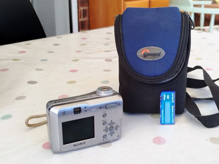 Sony Cybershot DSC-80