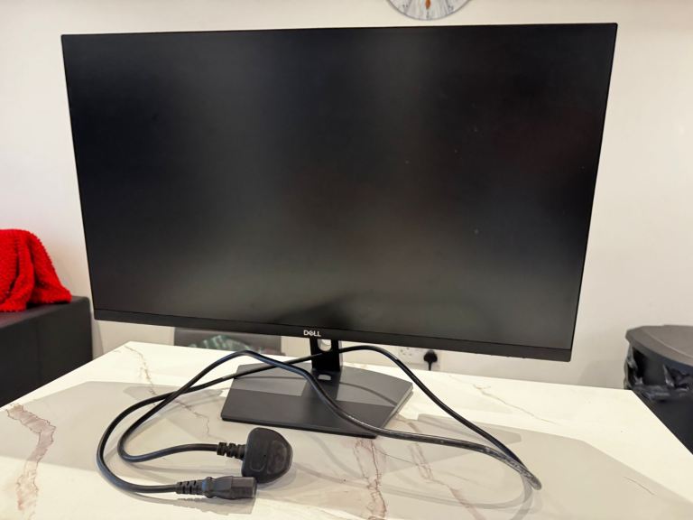 Dell S2721NX is a 27-inch Full HD (1920x1080) IPS flat-panel monitor 