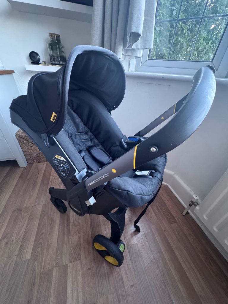 Doona+ Car Seat & Stroller Nitro Black