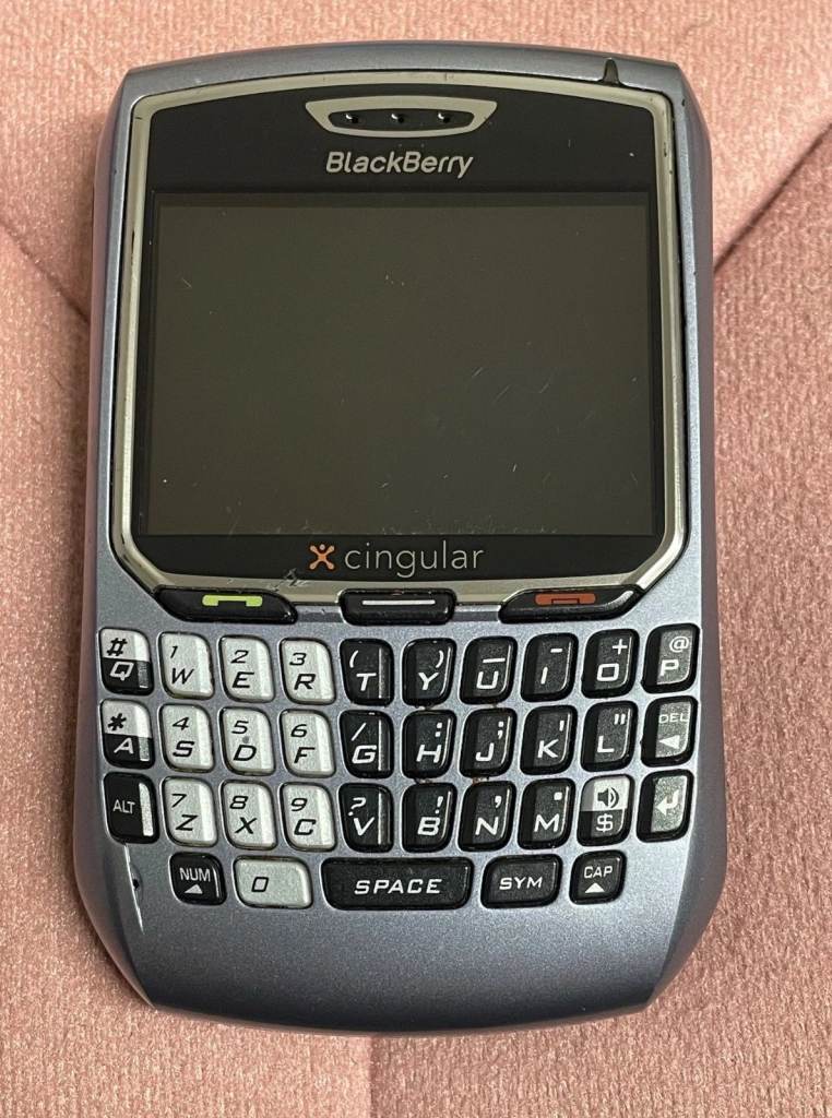BlackBerry 8700v Smartphone, no battery ( spares & repairs)