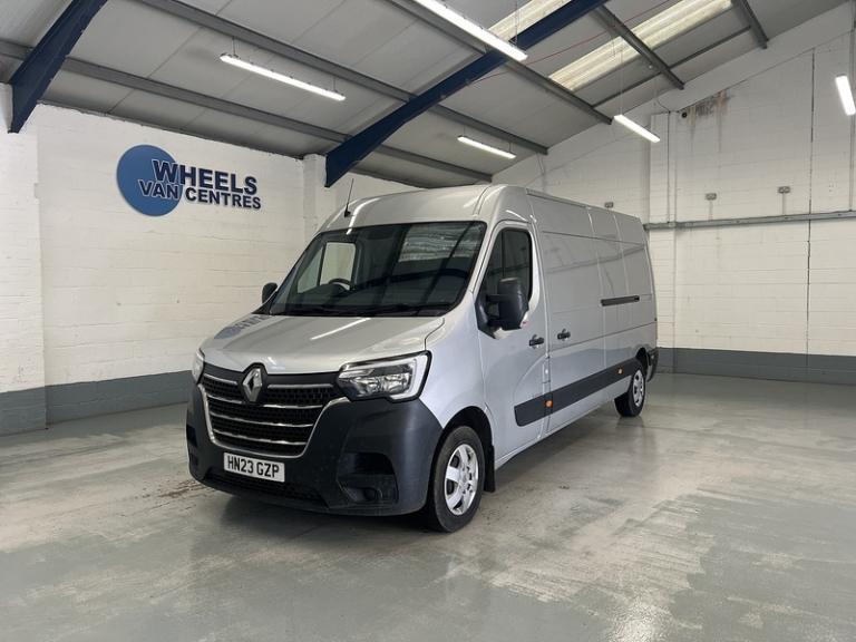 2023 Renault Master LM35dCi 135 Business+ Medium Roof Van PANEL VAN DIESEL Manual