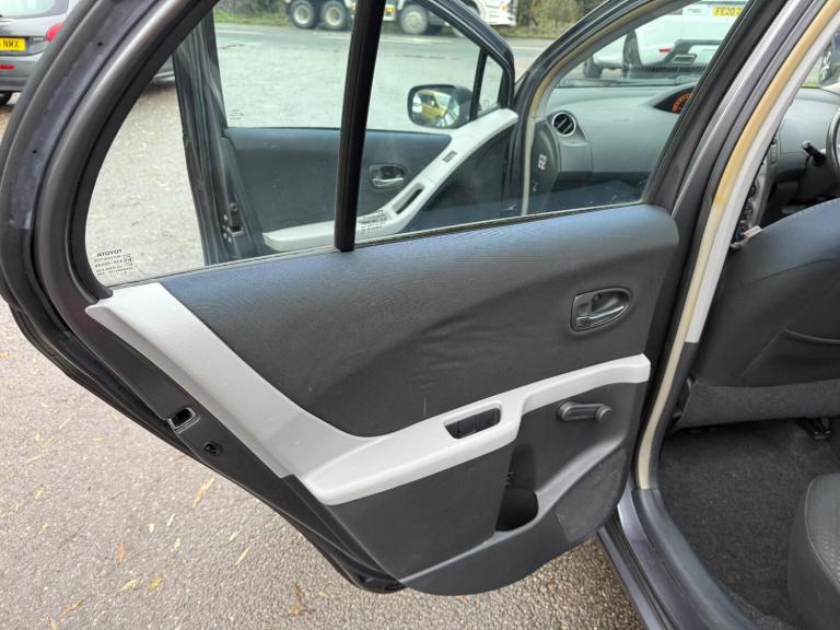 2010 Toyota Yaris 1.33 VVT-i TR 5dr [6] HATCHBACK PETROL Manual