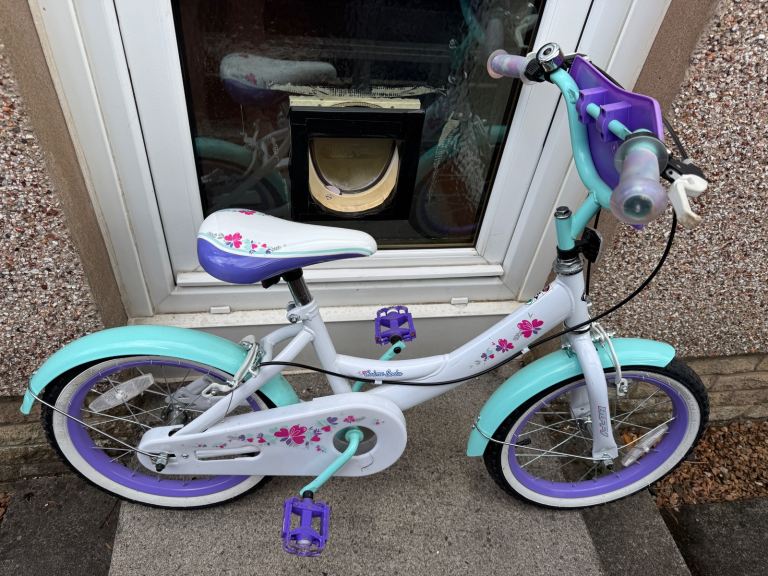 Girls Cream Soda Huffy Bike , unused and like new 