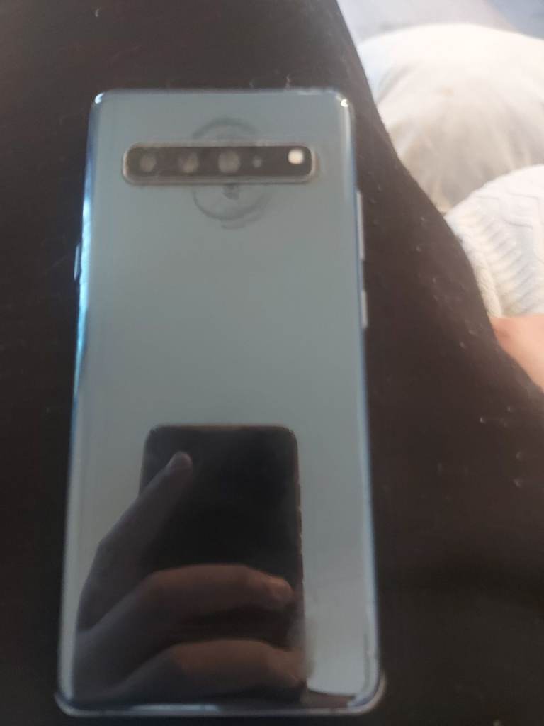 Samsung S10 5G - Black 128GB, Like New Condition