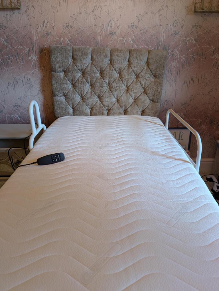Electric Adjustable Single Bed