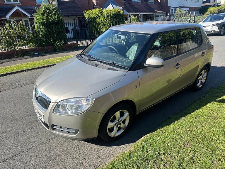 2009 Skoda Fabia 1.6 16V 2 5dr Tiptronic HATCHBACK Petrol Automatic