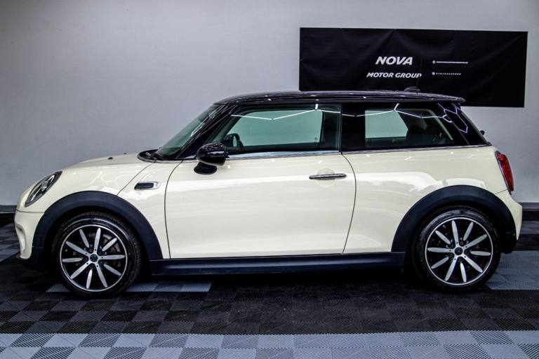 2018 MINI Hatch 1.5 Cooper Hatchback 3dr Petrol Manual Euro 6 (s/s) (136 ps) Hatchback Petrol Manual