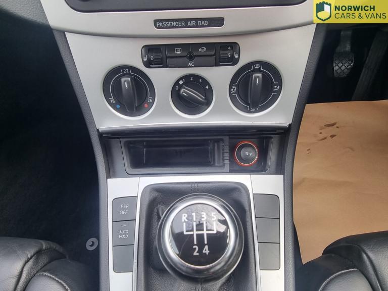 VOLKSWAGEN PASSAT 2.0 TDI Highline Plus 2009