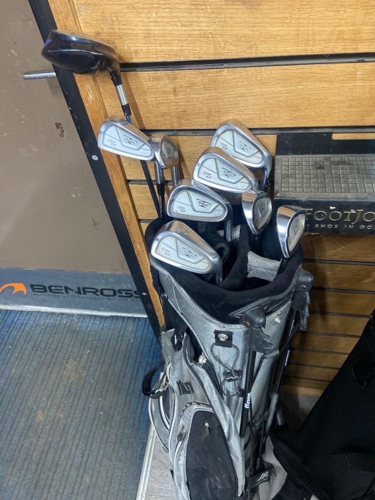 Golf clubs