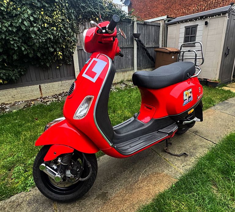 Piaggio, VESPA, 2010, 50 (cc)