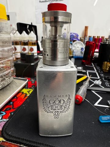 elfbar nachfüll pod läuft aus ShuiKBest Hammer of God V4 Style Box Mod Electronic Cigarette Vape  Mechanical Mod Fit 4 x 21700 Battery Huge Power for Mech RDA RTA RDTA  (Black Gold) : Amazon.de: Electronics & Photo main image 1