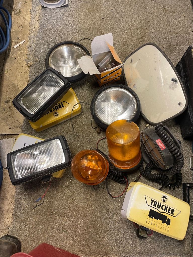 Commercial vehicle lights 