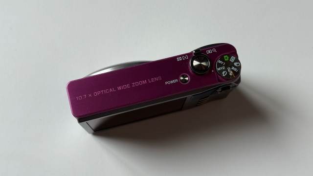 Ricoh CX3 Digital Camera – Silver, Good Condition, £100.00 for Sale