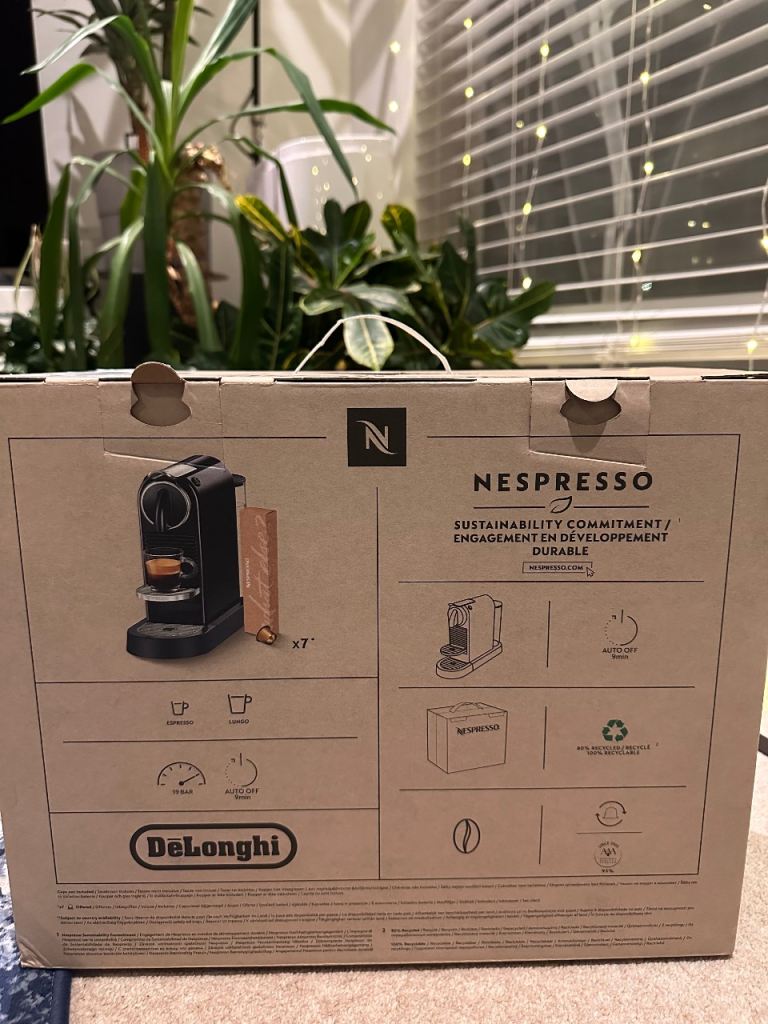 Brand New Nespresso by De’Longhi CitiZ EN167.B – Unopened / Boxed