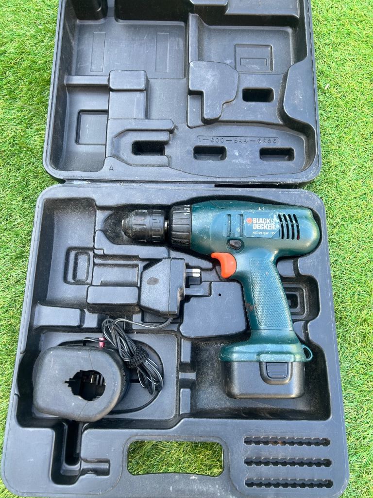 Black & Decker Cordless Drill with Charger and Case – Good Condition