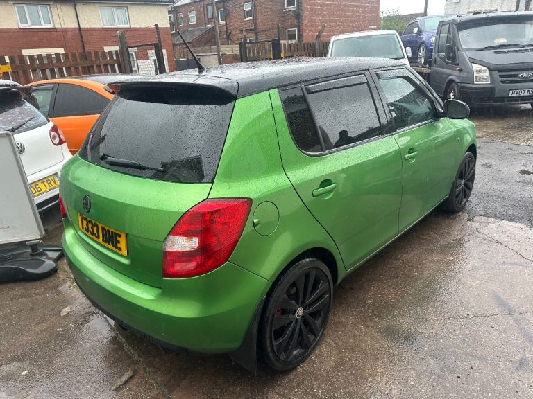 Skoda, FABIA, Hatchback, 2014, Semi-Auto, 1390 (cc), 5 doors
