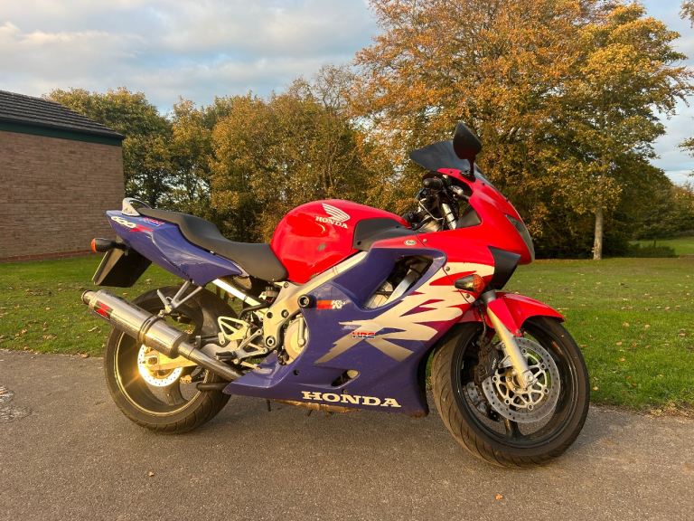 Honda, CBR, 1999, 599 (cc)