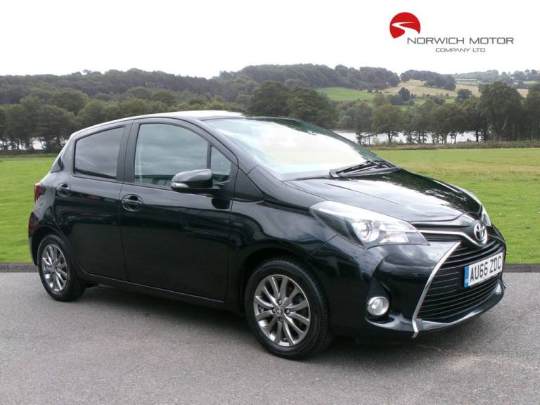 2016 66 TOYOTA YARIS 1.33 DUAL VVT-I ICON HATCHBACK 5DR PETROL MANUAL EURO 6 (99