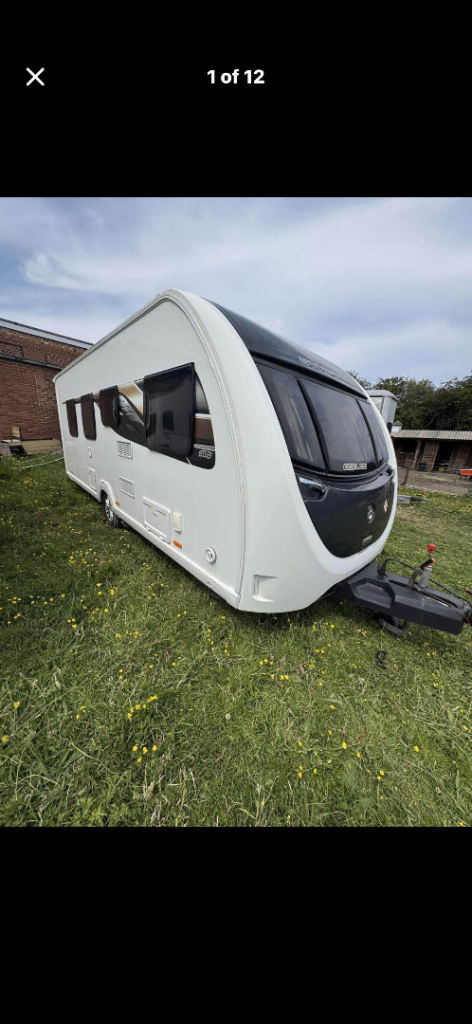 Swift Eccles 560 Touring 4 Berth Caravan 2020/21 fixed island bed 