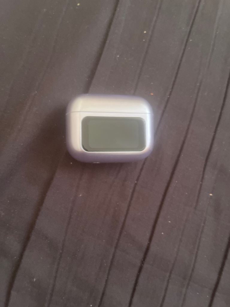 Purple Earbud Case – Good Condition
