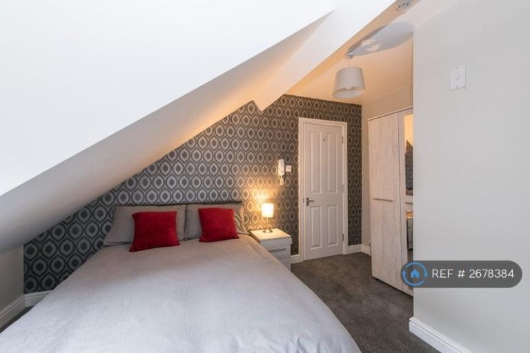 1 bedroom in Milton Road, Swindon, SN1 (#2678384)