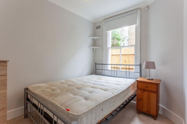 Private rooms available from today - Canning Town 🎉🎉