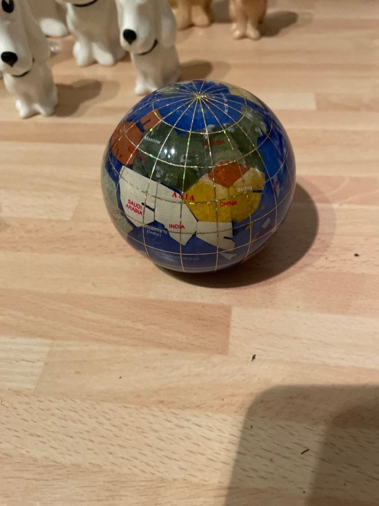 Gemstone globe