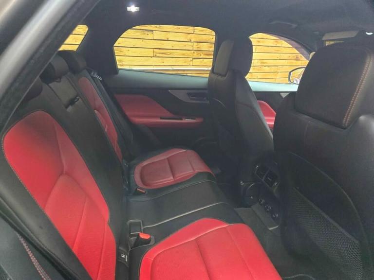 2017 Jaguar F-Pace 2.0d R-Sport 5dr Auto ESTATE Diesel Automatic