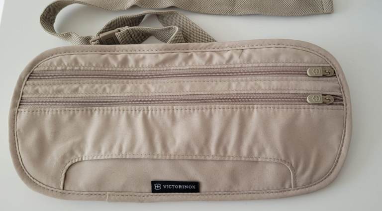 Victorinox travel waist bag 