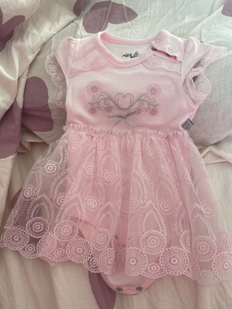 Baby pink dress with headband 3-6 months 