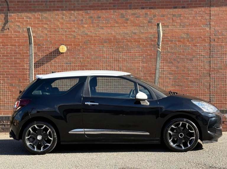 2016 DS Automobiles DS 3 1.2 PureTech Chic 3dr HATCHBACK PETROL Manual