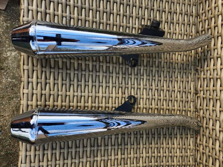 Triumph Hinckley T100 Bonneville Chrome Megaphone Silencer Kit