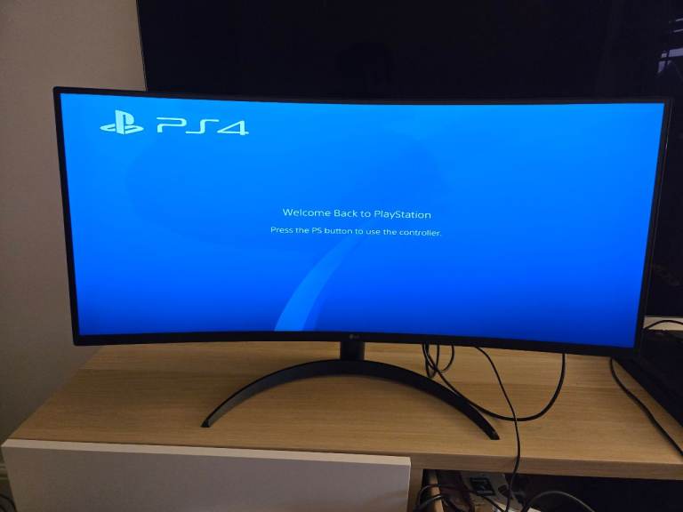 34 inch ultrawide monitor.