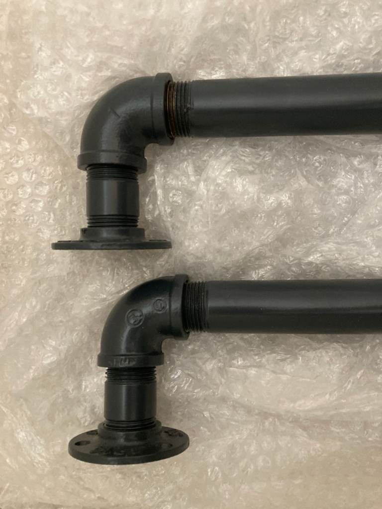 HANDRAIL: Steel powder coated RAL7016 with brackets, screws and raw plugs 