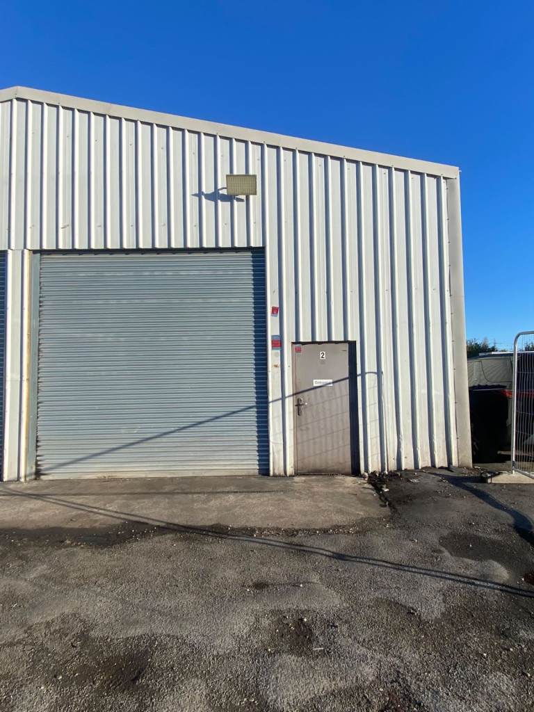 WAREHOUSE / WORKSHOP IN SWANSCOMBE DARTFORD DA100PP