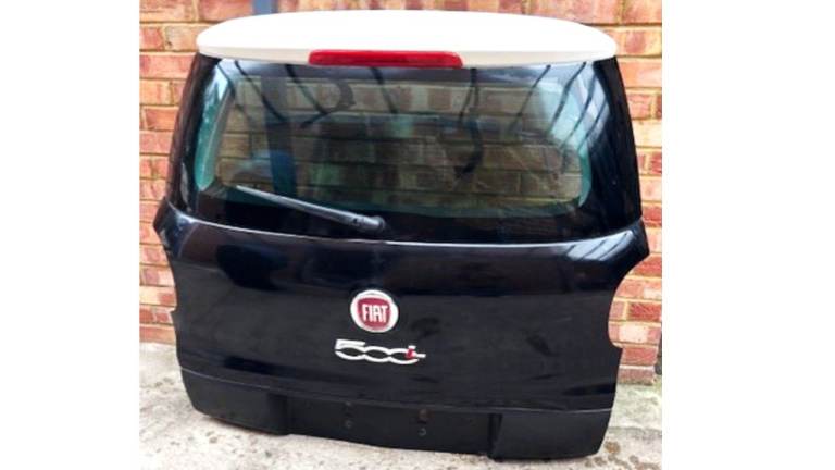 2014 FIAT 500L TAILGATE BOOT LID IN BLACK 909/B WITH WHITE TOP TRIM