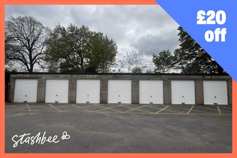 Garage to rent in Shepton Mallet (BA4) | Stashbee