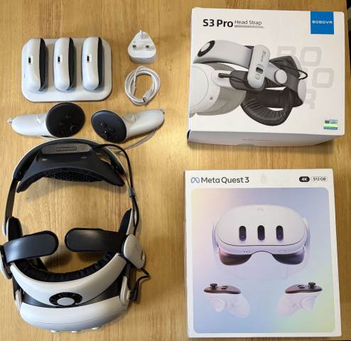 Meta Quest 3 512GB + BOBOVR S3 Pro Strap, Dock & Batteries – As