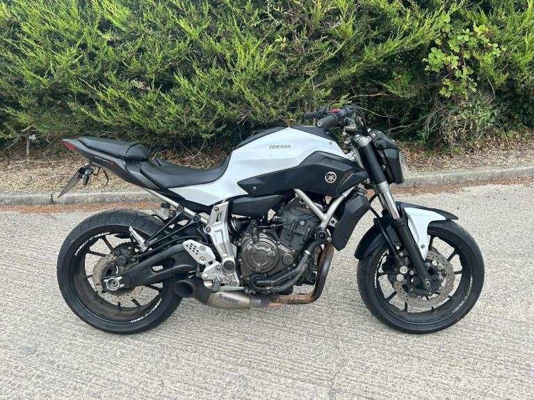 2015 15 YAMAHA MT-07 700 MT07 HYPER NAKED 25k MILES NEW MOT MT
