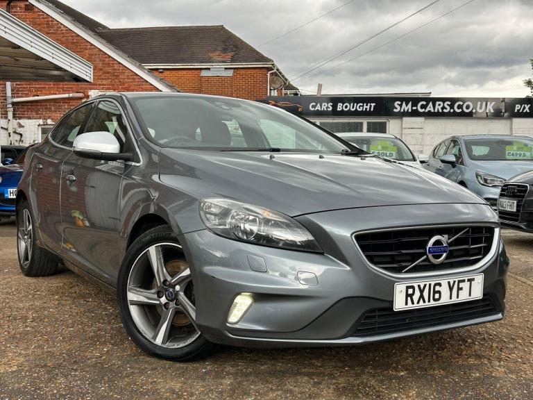 2016 Volvo V40 D2 [120] R DESIGN Nav 5dr HATCHBACK DIESEL Manual