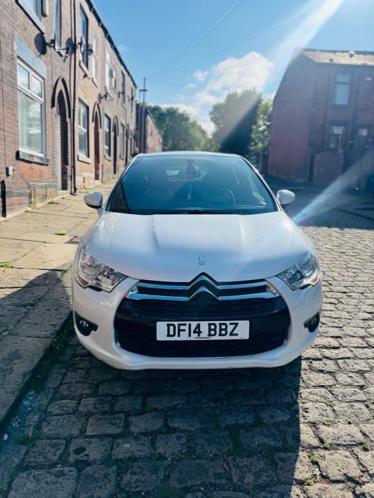 Citroen, DS4, Hatchback, 2014, Semi-Auto, 1560 (cc), 5 doors