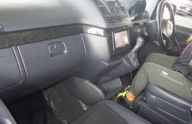 2011 Mercedes-Benz V-Class 2011 V350 AUTOMATIC * FULL LEATHER INTERIOR * LOW MILEAGE * TOP GRADE ...